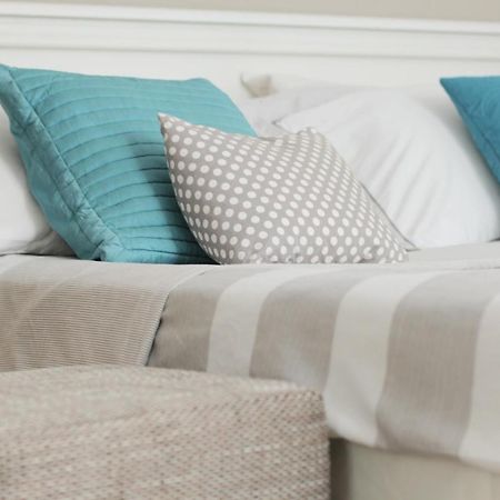 Flat In Cottage Close To The Centre Parking, Wifi, Bbq إلفيف المظهر الخارجي الصورة