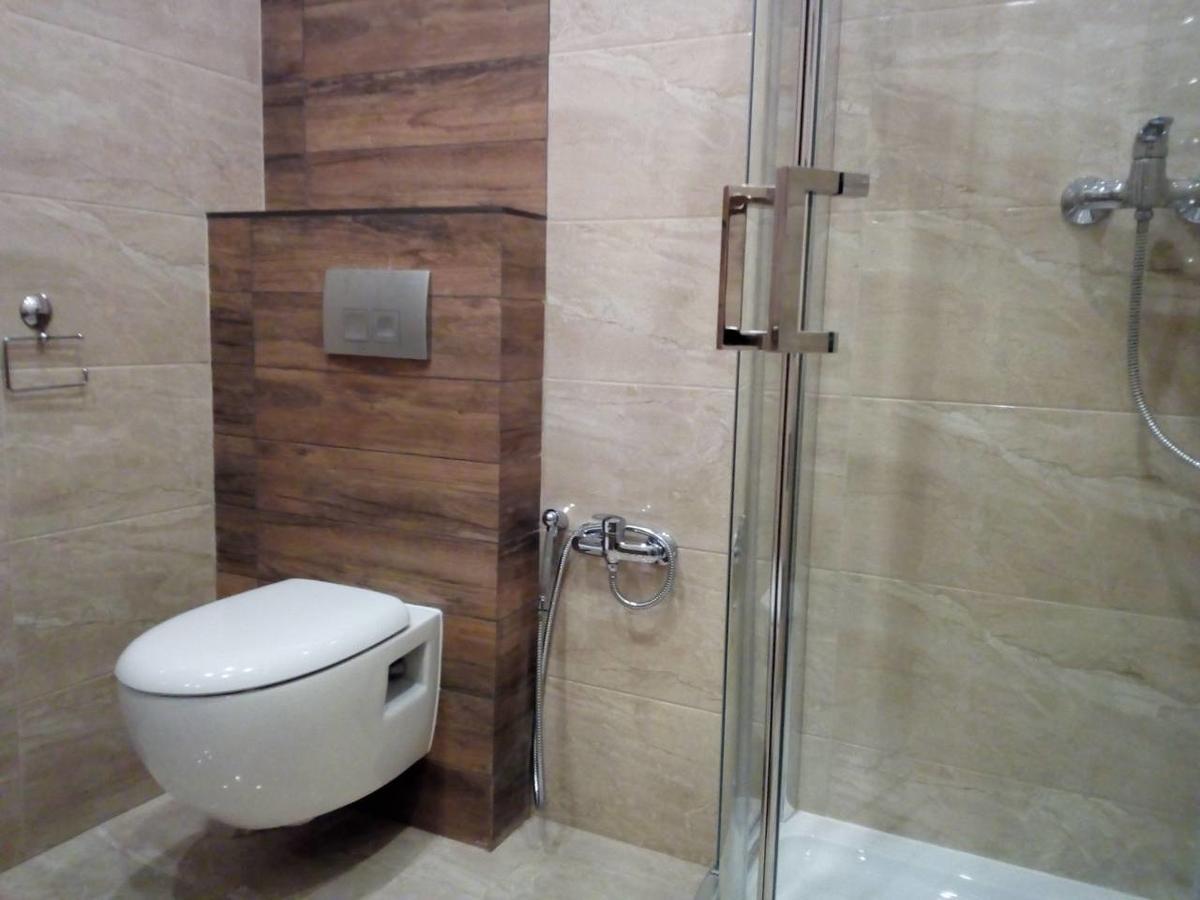 Flat In Cottage Close To The Centre Parking, Wifi, Bbq إلفيف المظهر الخارجي الصورة