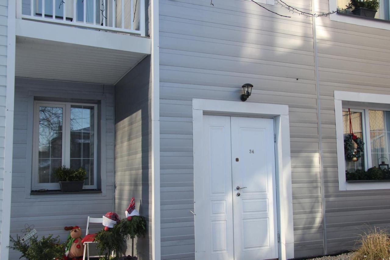 Flat In Cottage Close To The Centre Parking, Wifi, Bbq إلفيف المظهر الخارجي الصورة